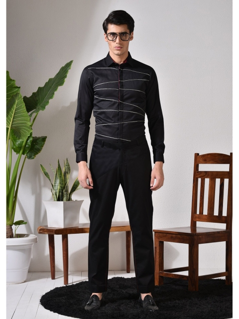 

ABKASA Men Black Sharp Slim Fit Horizontal Stripes Printed Casual Shirt