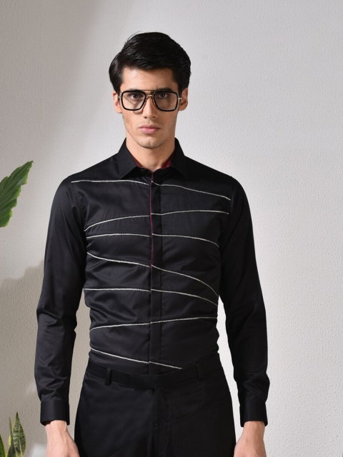 

ABKASA Men Black Sharp Slim Fit Horizontal Stripes Casual Shirt