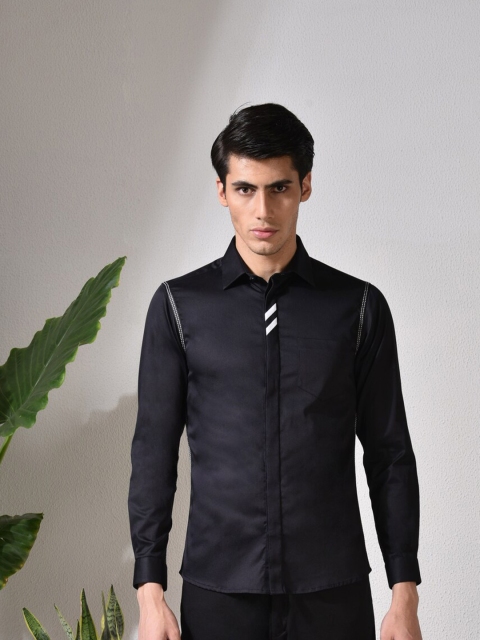 

ABKASA Men Black Sharp Slim Fit Casual Shirt