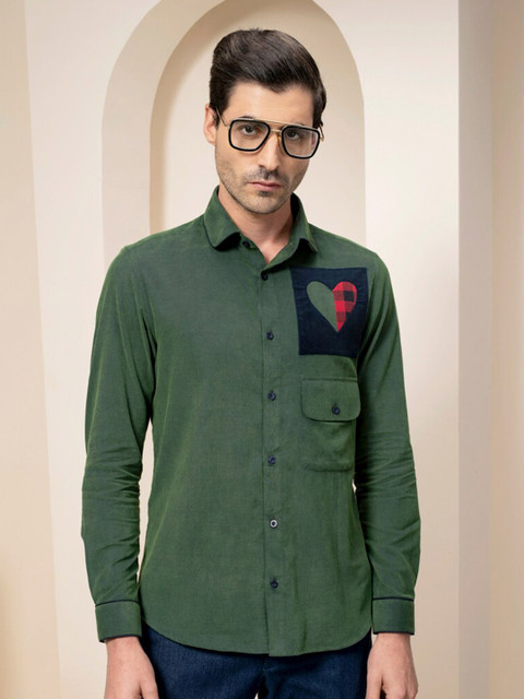 

ABKASA Men Green Applique Sharp Slim Fit Casual Shirt