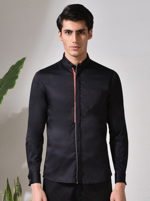 

ABKASA Men Black Sharp Slim Fit Printed Casual Shirt
