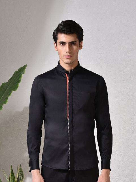

ABKASA Men Black Sharp Slim Fit Printed Casual Shirt