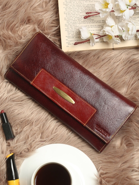

Teakwood Leathers Women Maroon Leather Two Fold Wallet