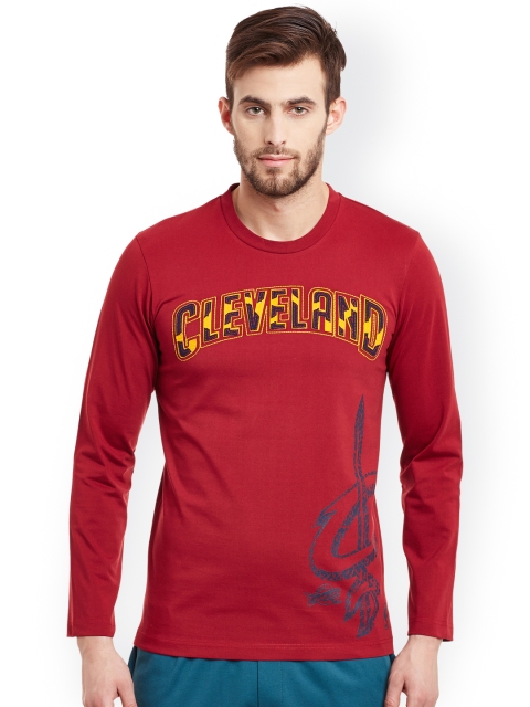 

NBA Men Maroon Slim Fit T-shirt