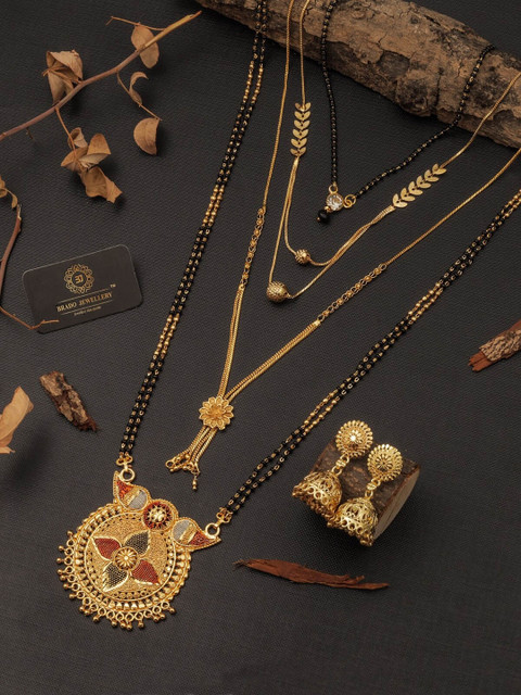 

Brado Jewellery Pack Of 5 Gold-Plated Black Beaded Mangalsutra Jewellery Set
