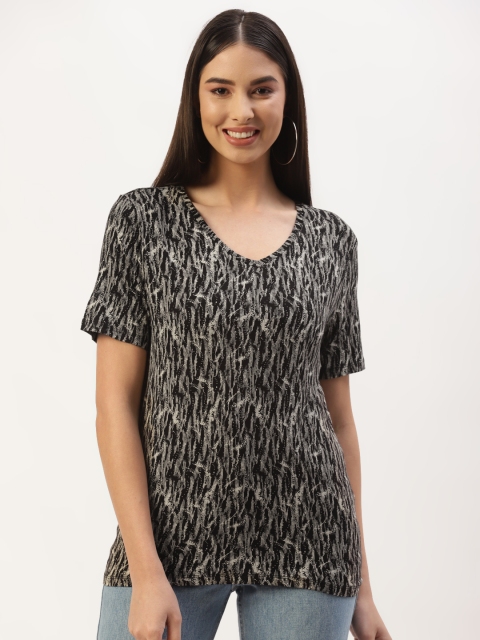 

LC Waikiki Women Black & Off White Printed T-shirt