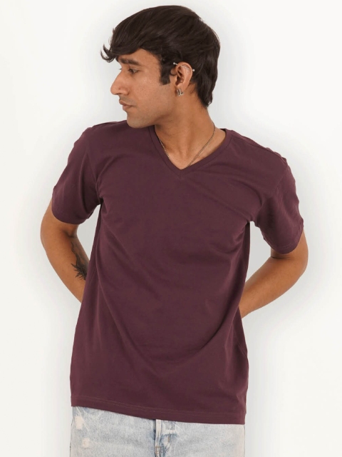 

Melangebox Men Purple V-Neck T-shirt
