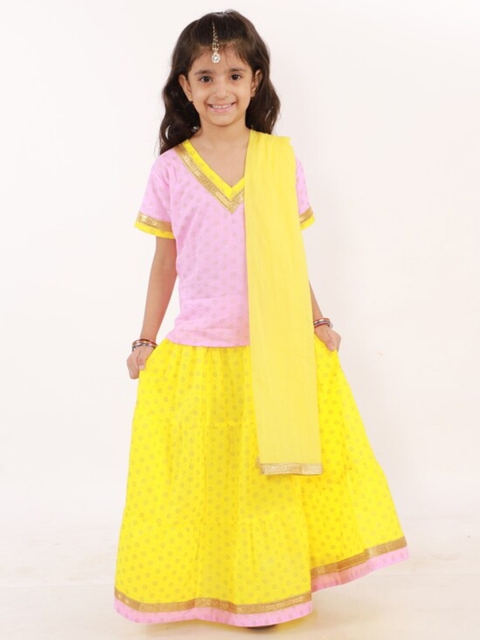 

Biglilpeople Girls Yellow & Pink Printed Ready to Wear Lehenga & Blouse With Dupatta
