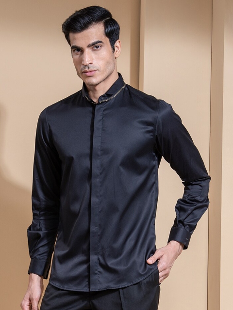 

ABKASA Men Black Sharp Slim Fit Cotton Casual Shirt