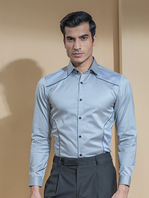

ABKASA Men Grey Printed Sharp Slim Fit Formal Shirt