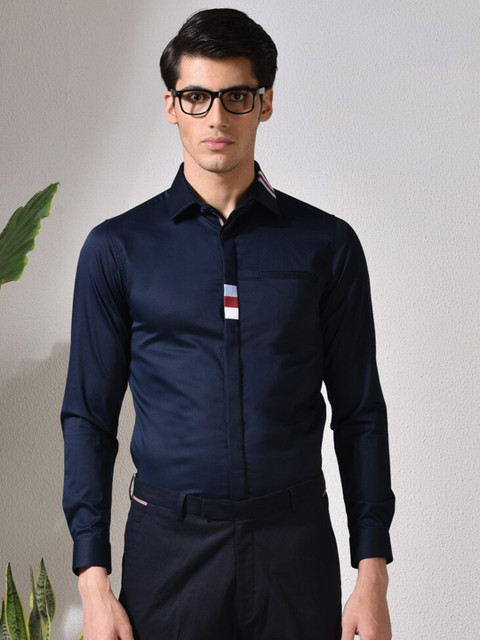 

ABKASA Men Navy Blue Solid Sharp Slim Fit Formal Shirt