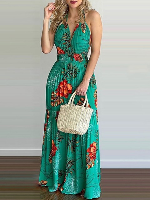 

URBANIC Green Floral Halter Neck Maxi Dress