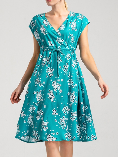 

URBANIC Green Floral Dress