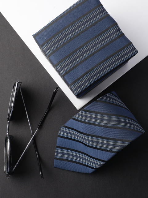 

Alvaro Castagnino Men Blue & Black Striped Skinny Tie