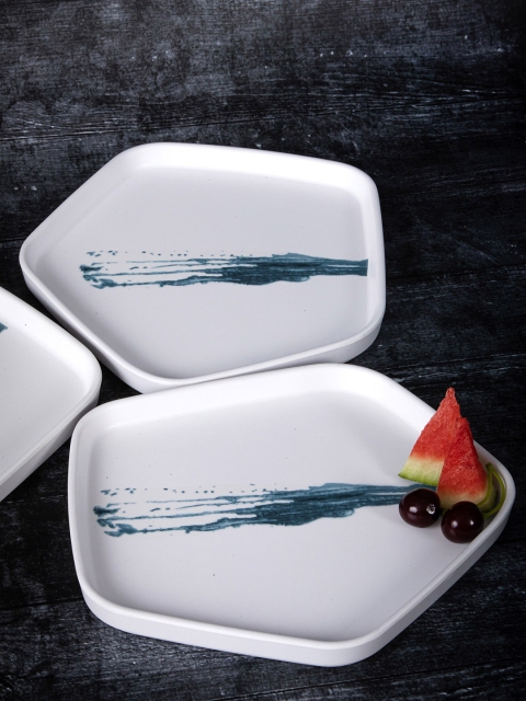 

Stehlen White Set Of 2 Serveware Melamine Decorative Pentagon Medium Platter