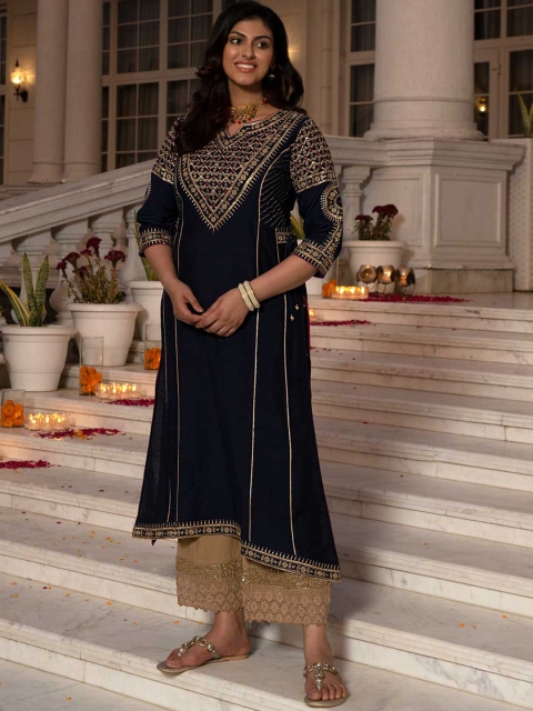 

Lakshita Women Charcoal Ethnic Motifs Printed Kurta