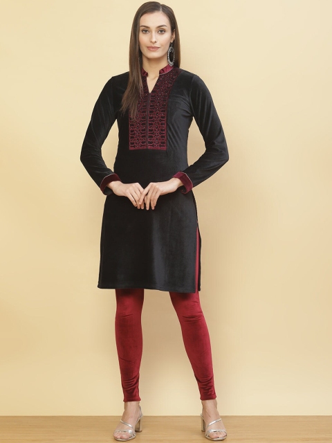

Lakshita Women Charcoal Yoke Design Flared Sleeves Thread Work Velvet Kurta