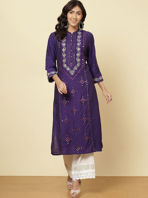 

Lakshita Women Red Ethnic Motifs Embroidered Thread Work Kurta
