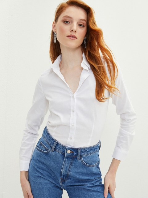 

LC Waikiki Women White Classic Casual Standard Fit Shirt