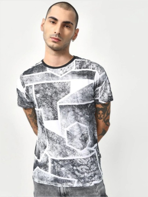 

CULT FICTION Men White & magnolia Colourblocked Extended Sleeves T-shirt