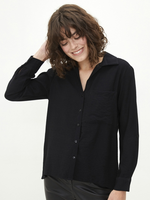 

LC Waikiki Women Black Casual Standard Fit Shirt