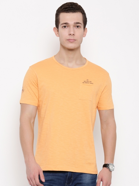 

Wrangler Men Orange Solid T-shirt