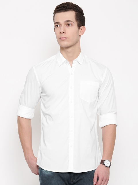 

Wrangler Men White Slim Fit Solid Casual Shirt