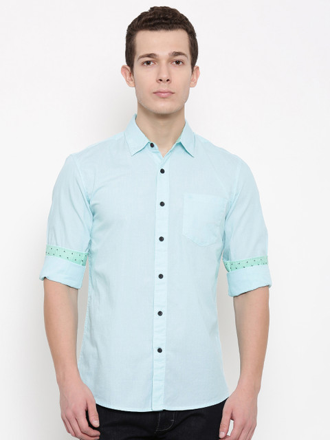 

Wrangler Men Blue Regular Fit Solid Casual Shirt