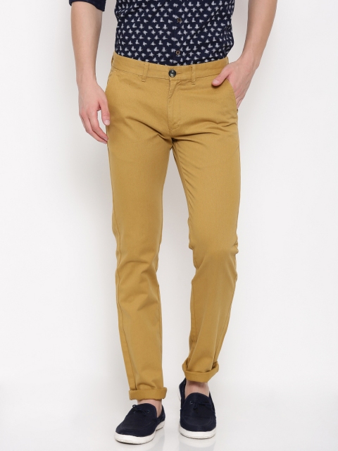 

Wrangler Men Khaki Solid Chinos