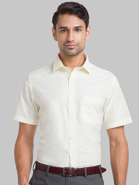 

Park Avenue Men Yellow Formal Shirt