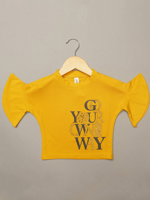 

Mumkins Yellow & orange pepper Print Crop Top