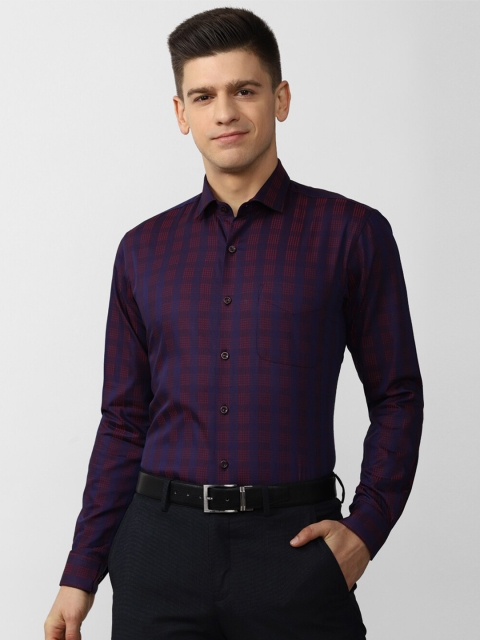 

Peter England Elite Men Purple Checked Formal Shirt