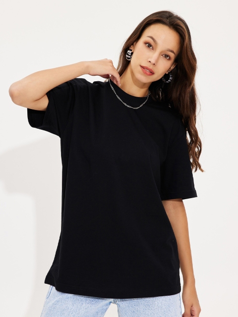 

URBANIC Women Black & xiketic T-shirt