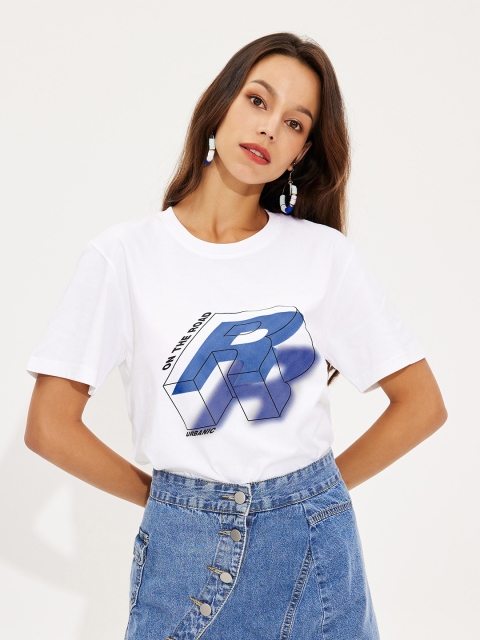 

URBANIC Women White & magnolia Printed Raw Edge T-shirt
