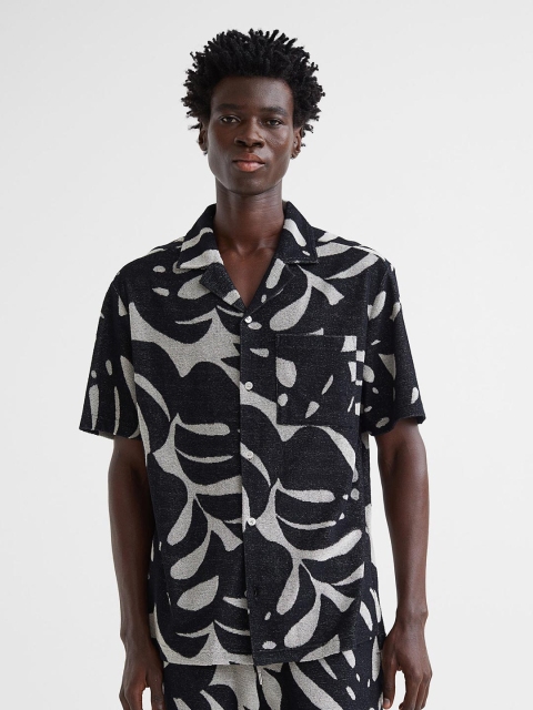 

H&M Men Black Printed Relaxed Fit Terry Resort Shirt