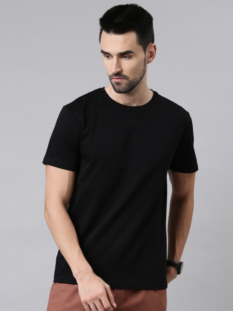 

macmerise Men Black & rich black Raw Edge T-shirt
