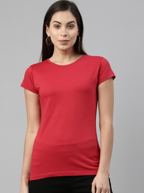 

macmerise Women Red & magenta Applique T-shirt