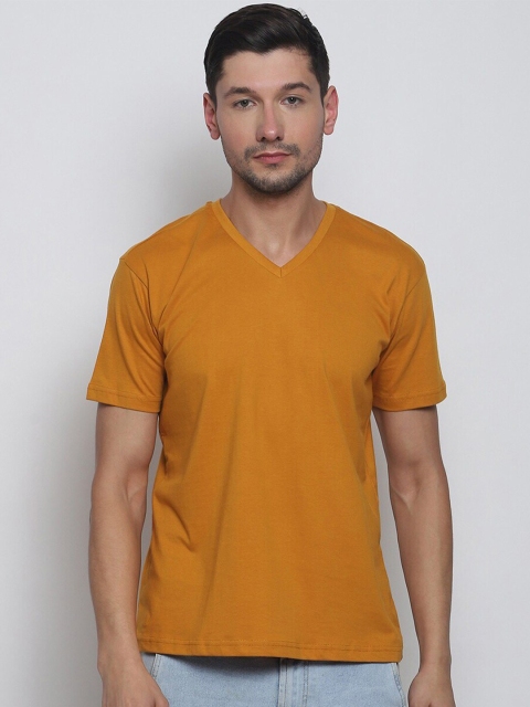 

Melangebox Men Mustard Yellow V-Neck Extended Sleeves T-shirt