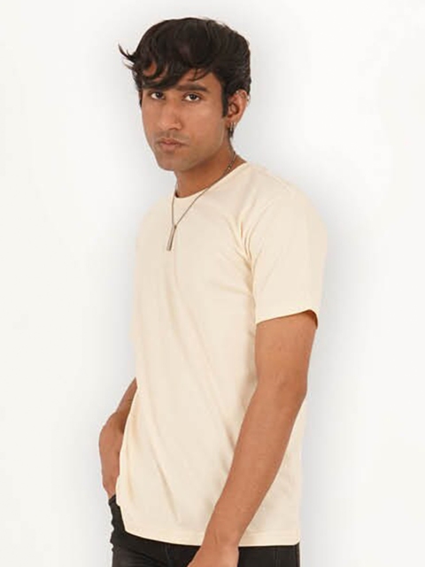 

Melangebox Men Cream-Coloured V-Neck Extended Sleeves T-shirt