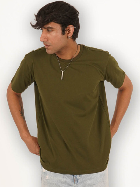 

Melangebox Men Green Camouflage Checked Extended Sleeves T-shirt