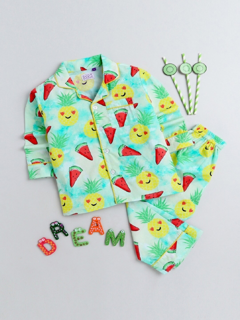 

KOOCHI POOCHI Unisex Kids Green & Red Printed Night suit