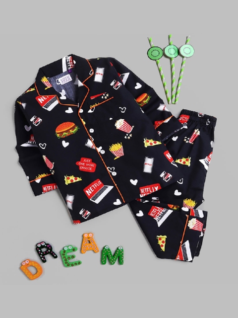 

KOOCHI POOCHI Unisex Kids Black & Red Printed Night suit
