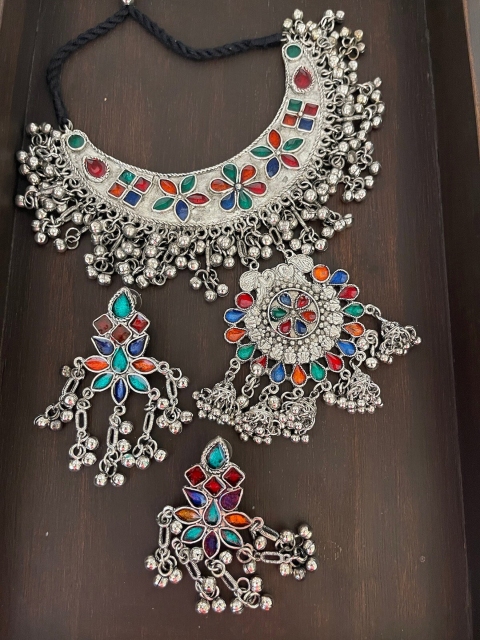 

The Opal Factory Silver-Toned & Blue Silver-Plated Oxidised Necklace