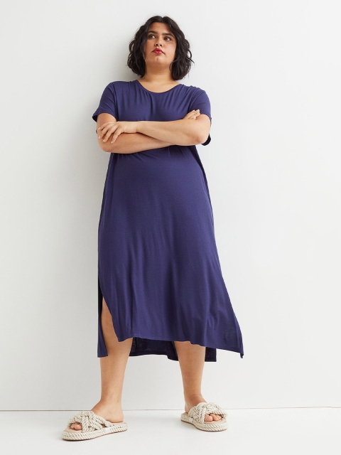 

H&M+ Size Blue Solid Round Neck T-Shirt Dress