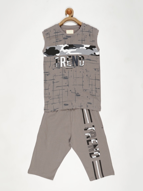 

V2 Value & Variety Boys Grey & Black Printed T-shirt with Shorts