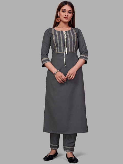 

VILAM Women Grey Angrakha Pure Cotton Kurti with Pyjamas