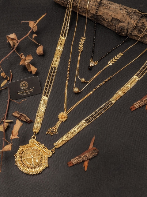 

Brado Jewellery Set of 4 Gold-Plated Beaded Brass Mangalsutras