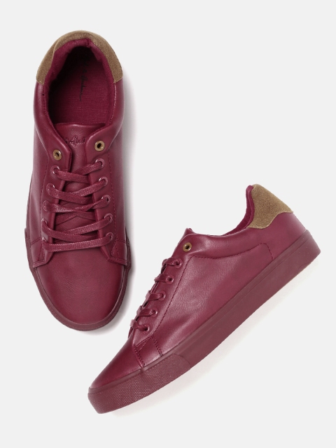 

Mast & Harbour Men Maroon Sneakers