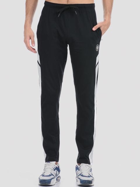 

Cloak & Decker by Monte Carlo Men Black Solid Track Pants