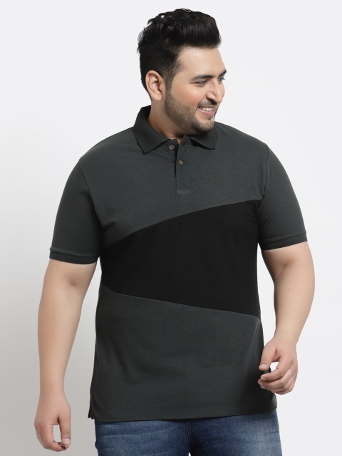 

Kalt Men Green & moonless night Colourblocked Polo Collar T-shirt